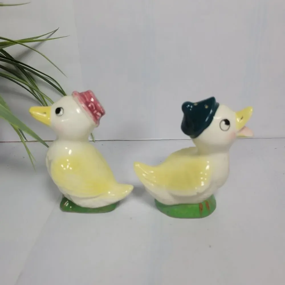 Vintage Duck Salt & Pepper Shakers 1950s Anthropomorphic Japan Ceramic MCM